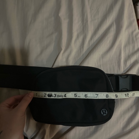 BUNDLE Lululemon Everywhere Belt Bag Black Pink Zip Fanny Pack Purse Logo - Picture 9 of 11